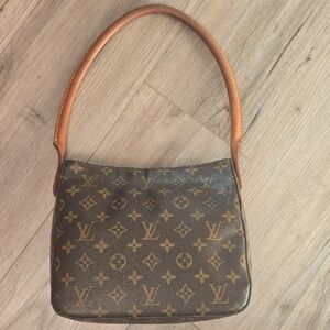 Louis Vuitton Monogram Canvas Looping MM Bag